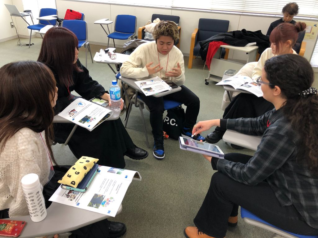 少人数グループでのディスカッション